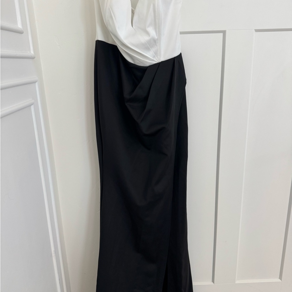 Lulu's Strapless Black and White Dress